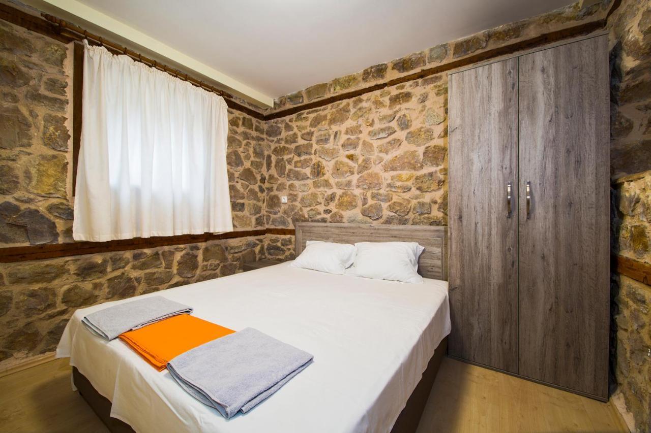 Вилла Petrini Spiti Пиргадикия Экстерьер фото